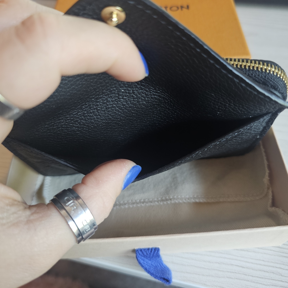Louis Vuitton Black Women's Wallet - Picture 3 of 5